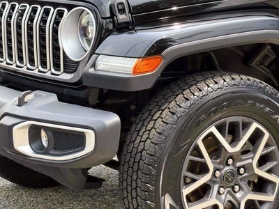 2024 Jeep Wrangler 4-Door Sahara 4x4