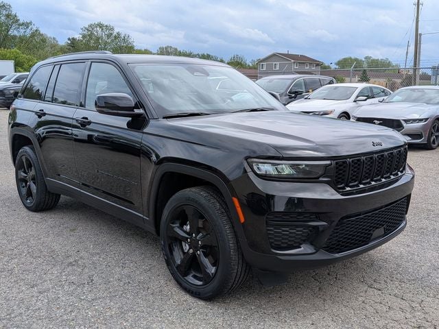 2023 Jeep Grand Cherokee Altitude 4x4