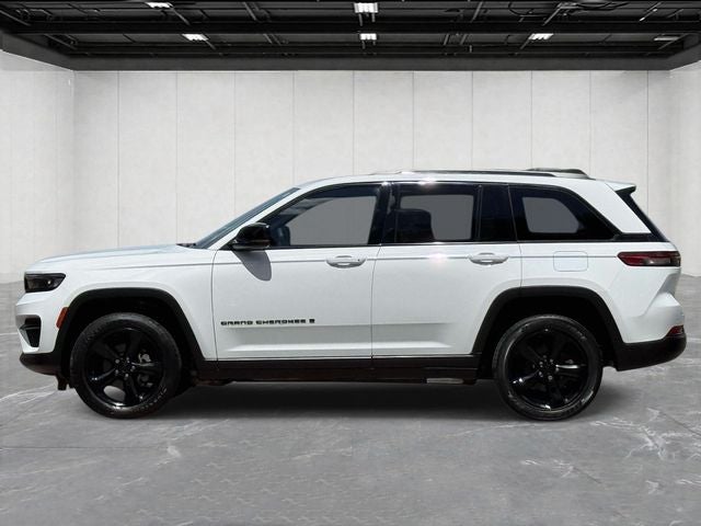 2023 Jeep Grand Cherokee Altitude 4x4
