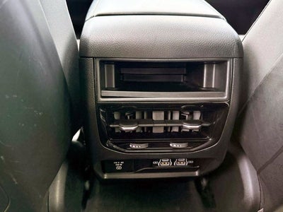 2023 Jeep Grand Cherokee Laredo 4x4
