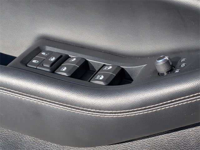 2023 Jeep Grand Cherokee Laredo 4x4