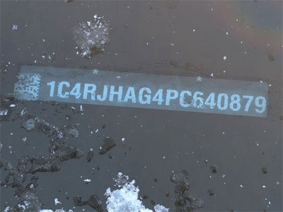 2023 Jeep Grand Cherokee Laredo 4x4