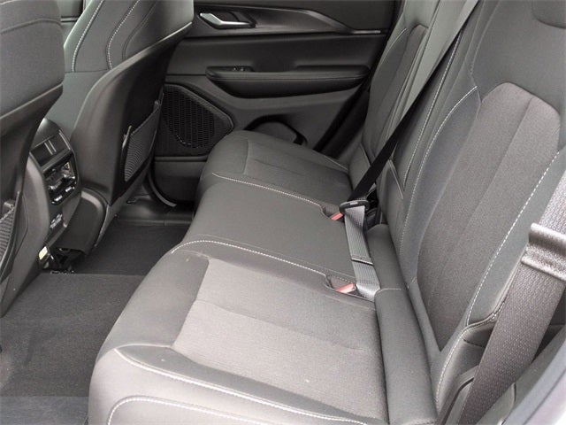 2026 Jeep Grand Cherokee GRAND CHEROKEE LAREDO X 4X4