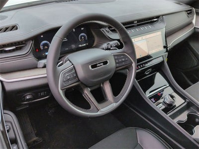 2026 Jeep Grand Cherokee GRAND CHEROKEE LAREDO ALTITUDE 4X4