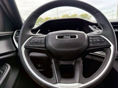 2023 Jeep Grand Cherokee L Altitude X 4x4