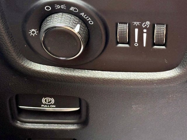2023 Jeep Grand Cherokee L Altitude X 4x4