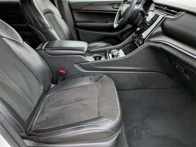 2024 Jeep Grand Cherokee L Altitude 4x4