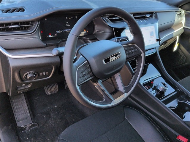 2026 Jeep Grand Cherokee L GRAND CHEROKEE L LAREDO ALTITUDE 4X4