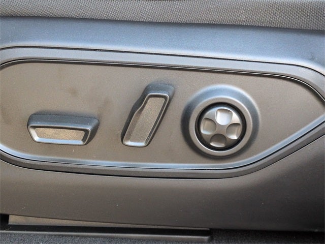 2026 Jeep Grand Cherokee L GRAND CHEROKEE L LAREDO ALTITUDE 4X4