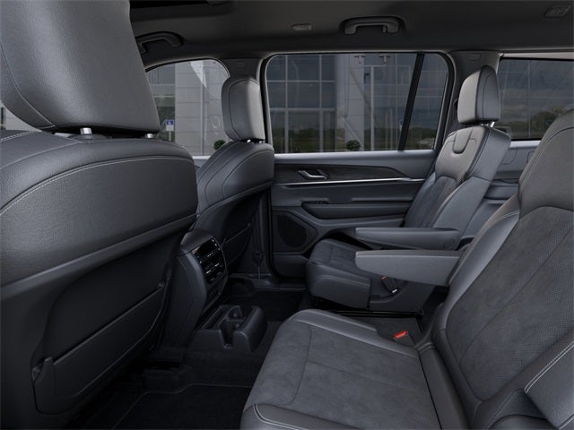 2026 Jeep Grand Cherokee L GRAND CHEROKEE L LAREDO ALTITUDE 4X4