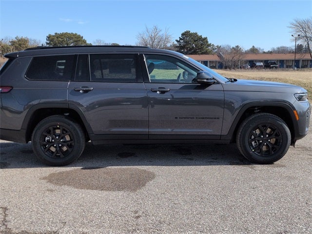 2026 Jeep Grand Cherokee L GRAND CHEROKEE L LAREDO ALTITUDE 4X4