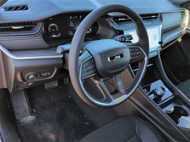 2026 Jeep Grand Cherokee L GRAND CHEROKEE L LAREDO ALTITUDE 4X4