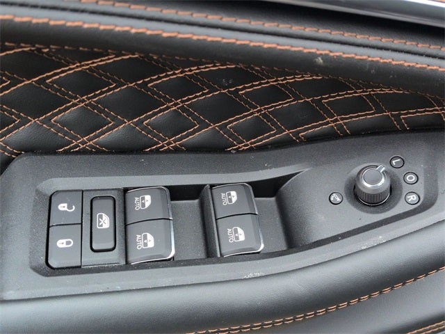 2026 Jeep Grand Cherokee L GRAND CHEROKEE L SUMMIT 4X4