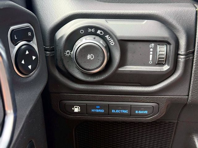 2024 Jeep Wrangler 4xe Sahara 4xe