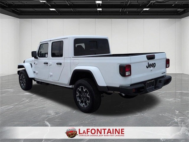2026 Jeep Gladiator GLADIATOR SAHARA 4X4