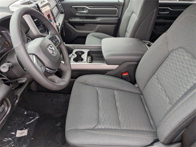 2025 RAM Ram 1500 RAM 1500 BIG HORN CREW CAB 4X4 5'7' BOX