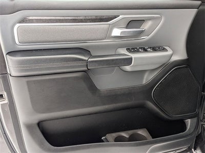 2020 RAM 1500 Big Horn Crew Cab 4x4 5'7' Box