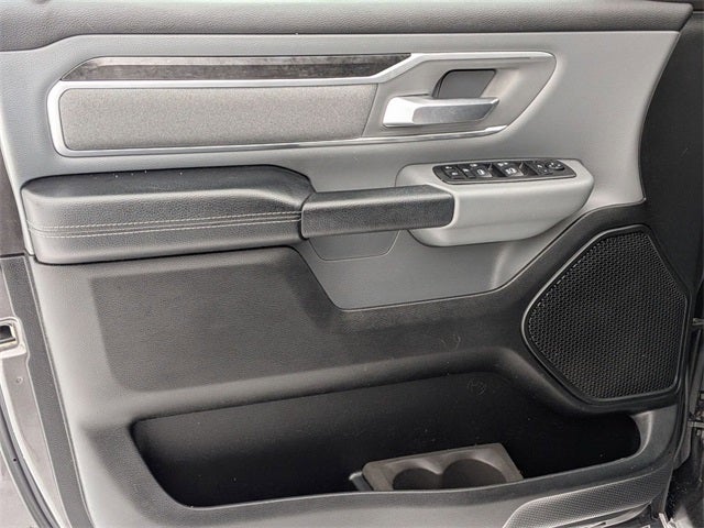 2020 RAM 1500 Big Horn Crew Cab 4x4 5'7' Box