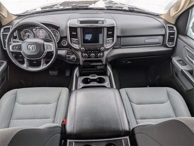 2020 RAM 1500 Big Horn Crew Cab 4x4 5'7' Box