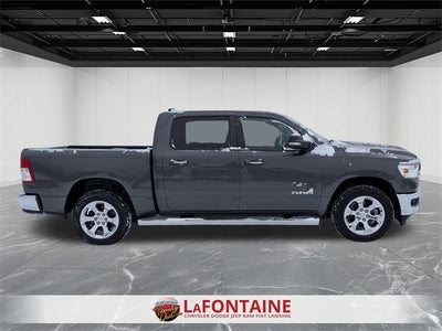 2020 RAM 1500 Big Horn Crew Cab 4x4 5'7' Box