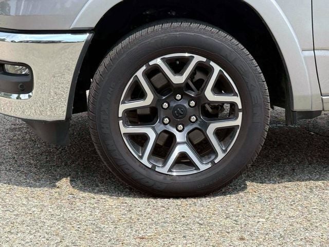 2026 RAM 1500 Laramie Crew Cab 4x4 5'7' Box