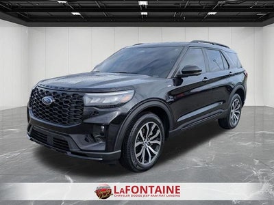 2025 Ford Explorer ST-Line