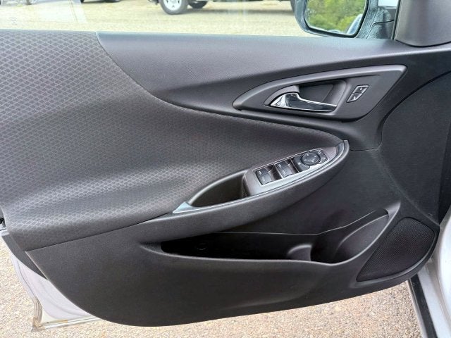 2020 Chevrolet Malibu FWD LT