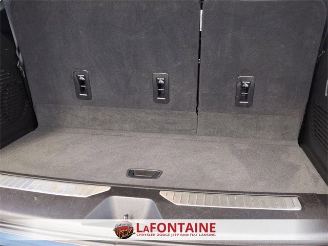 2025 GMC Yukon 4WD Denali