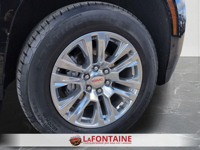 2025 GMC Yukon 4WD Denali