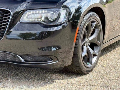 2023 Chrysler 300 Touring