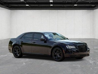 2023 Chrysler 300 Touring