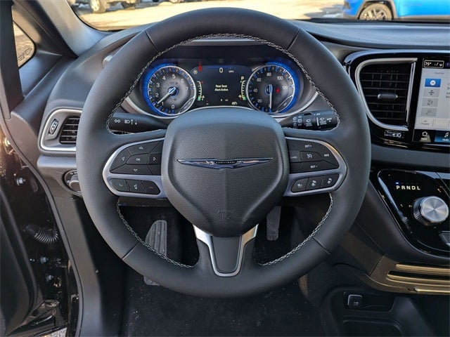 2026 Chrysler Voyager VOYAGER LX