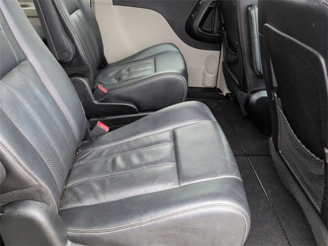 2013 Chrysler Town & Country Touring-L