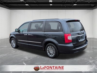 2013 Chrysler Town & Country Touring-L
