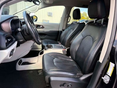 2019 Chrysler Pacifica Touring L Plus