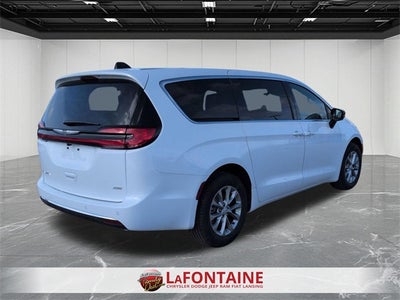 2026 Chrysler Pacifica PACIFICA SELECT AWD