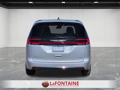 2026 Chrysler Pacifica PACIFICA SELECT AWD
