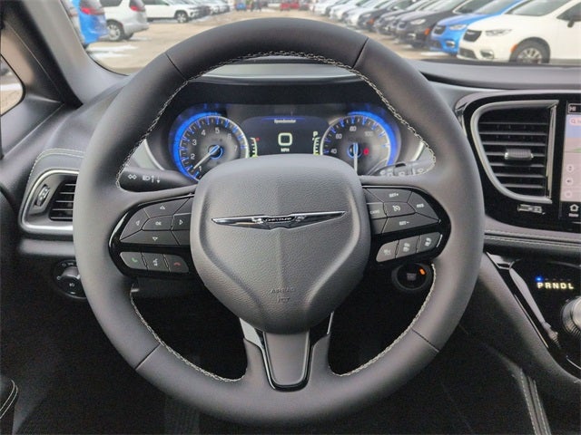 2026 Chrysler Pacifica PACIFICA LIMITED AWD