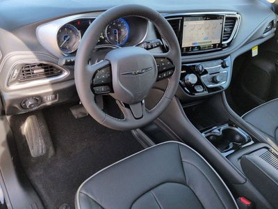 2026 Chrysler Pacifica PACIFICA LIMITED AWD