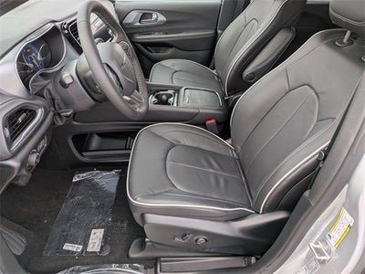 2026 Chrysler Pacifica PACIFICA LIMITED AWD