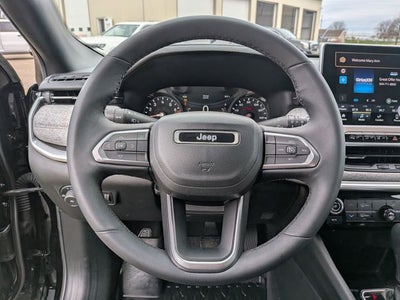 2023 Jeep Compass Latitude Lux FWD