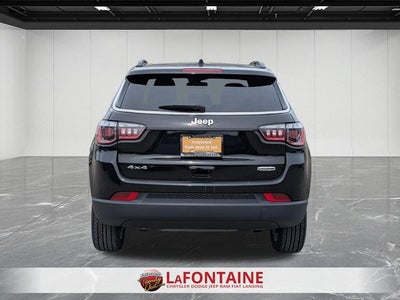2023 Jeep Compass Latitude Lux FWD