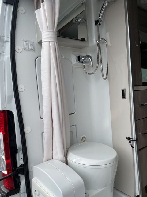 2021 RAM ProMaster 1500 Cargo Van High Roof 136' WB