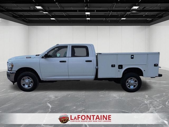 2022 RAM 2500 Tradesman Crew Cab 4x4 8' Box