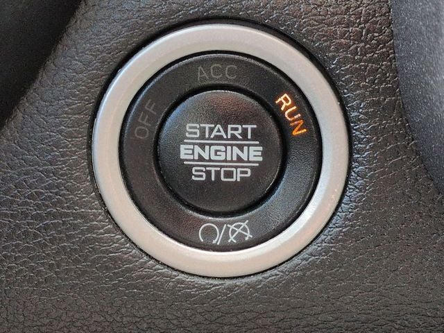 2022 RAM 2500 Tradesman Crew Cab 4x4 8' Box