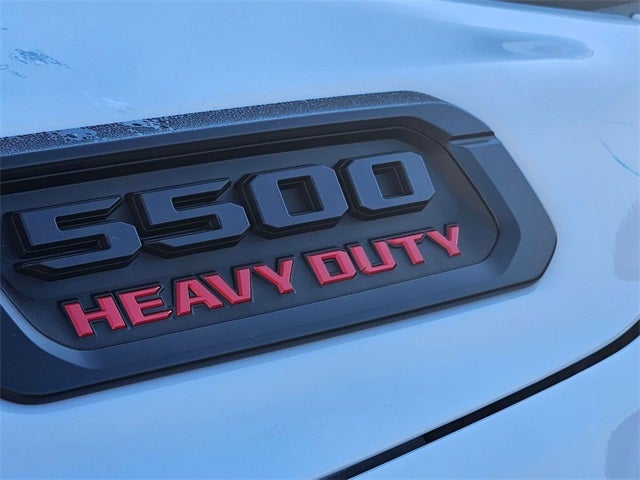 2025 RAM Ram 5500 Chassis Cab RAM 5500 TRADESMAN CHASSIS CREW CAB 4X4 84' CA