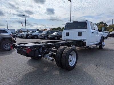 2026 RAM Ram 5500 Chassis Cab RAM 5500 TRADESMAN CHASSIS CREW CAB 4X4 84' CA