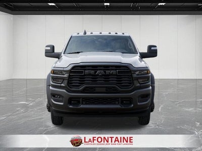 2026 RAM 5500 Chassis RAM 5500 TRADESMAN CHASSIS CREW CAB 4X4 84' CA