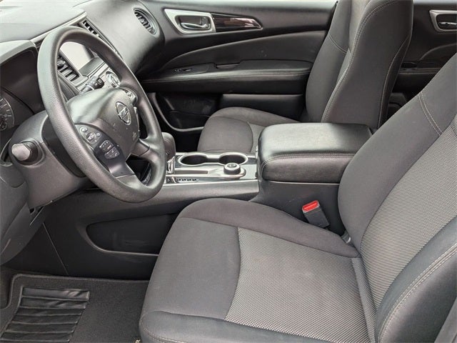 2019 Nissan Pathfinder S