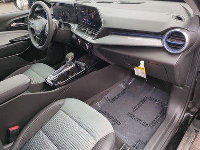 2025 Chevrolet Trax FWD LT